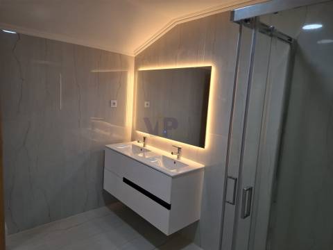 Moradia T4+1 Venda em Campanhã,Porto