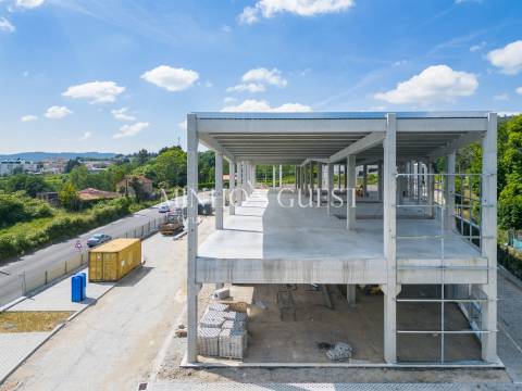 Armazém  Venda em Ronfe,Guimarães