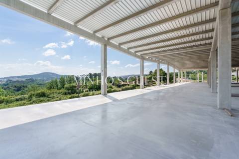 Armazém  Venda em Ronfe,Guimarães