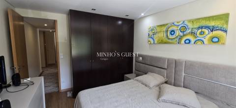 Apartamento T3+1 Pronto a Habitar c/ varandas e Garagem Fechada - Fraião, Braga