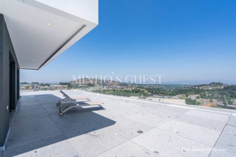 Penthouse T3 (211m2) c/ garagem para 10 carros - Ferreiros Braga