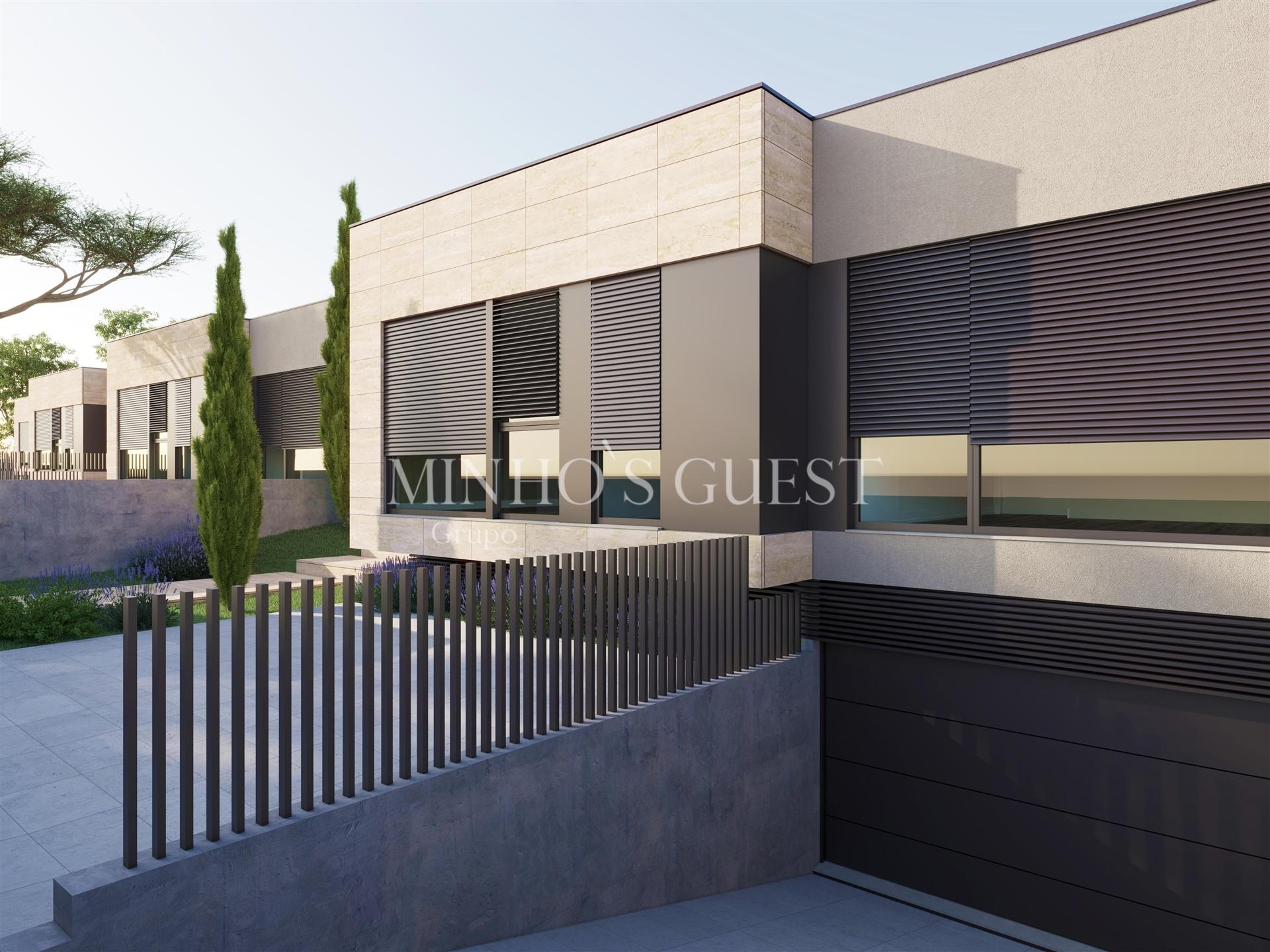 Moradia V3 de Luxo c/ 3 Suites e Piscina  - São Vítor, Braga