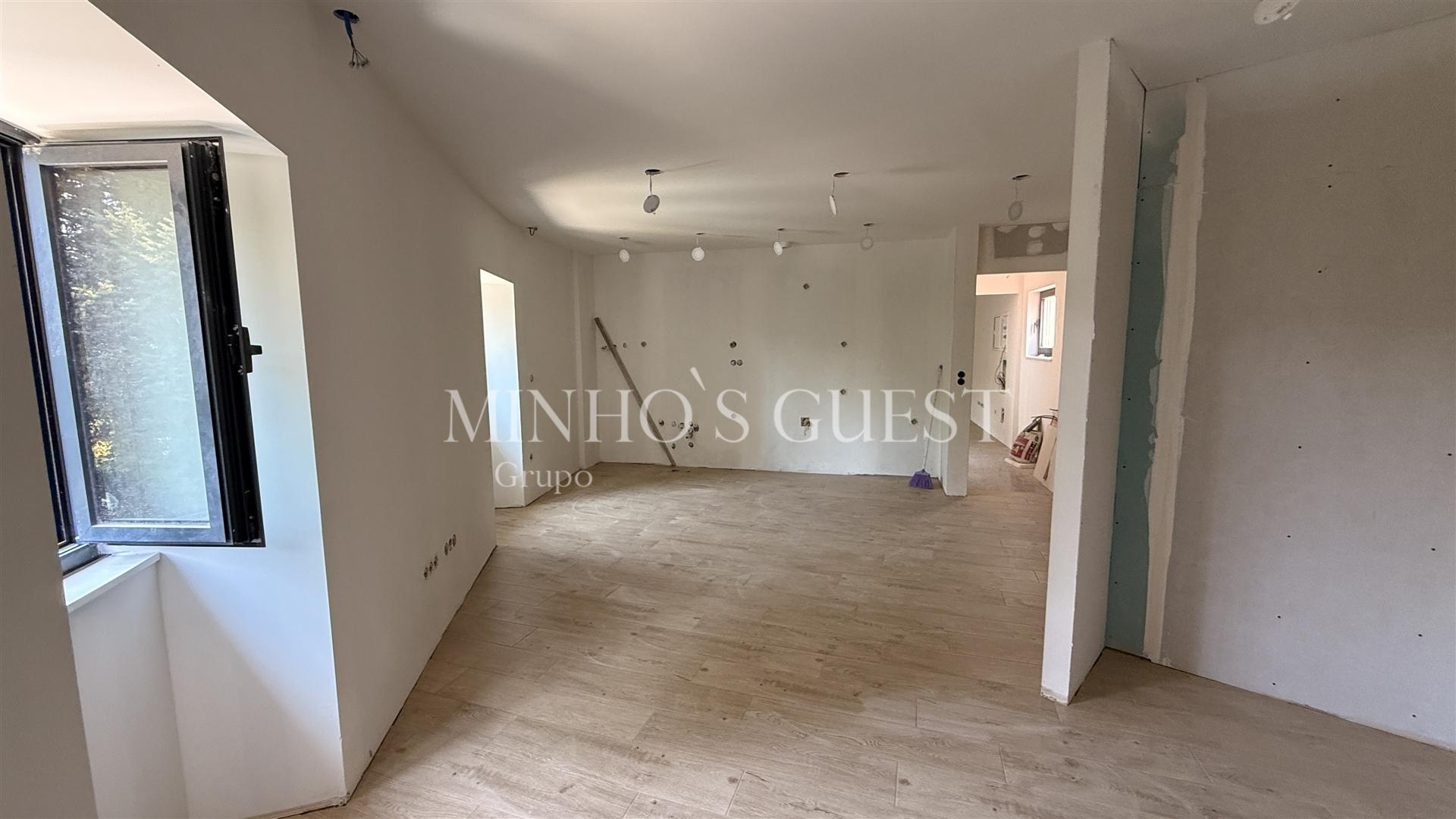 Apartamento T0 totalmente remodelado próximo da UNIVERSIDADE DO MINHO - Gualtar, Braga