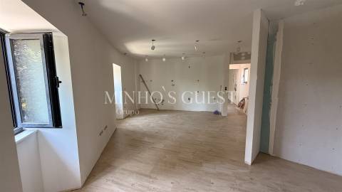 Apartamento T0 totalmente remodelado próximo da UNIVERSIDADE DO MINHO - Gualtar, Braga