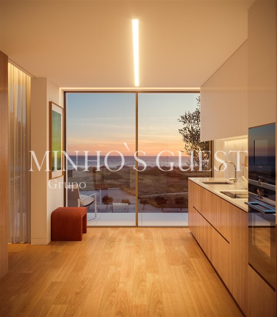 Apartamento T3 com Vista Mar | Primeira Linha – Vila do Conde