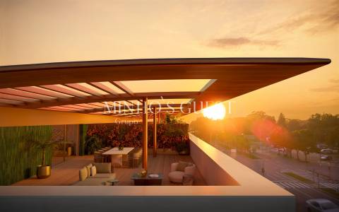 Duplex T3 de Luxo com Piscina | Av. da Boavista - Porto