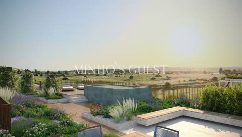 Penthouse T3 em Vilamoura | Rooftop e Piscina Privativa