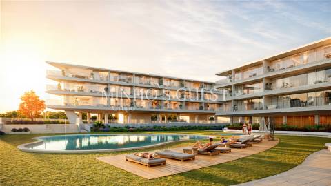 Apartamento T4 em Vilamoura de 250 m² c/ 3 lugares de garagem