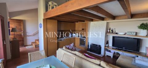 Moradia T2 (Duplex) c/ Jardim e Churrasqueira em Condomínio Fechado de Luxo - Caniçada, Gerês