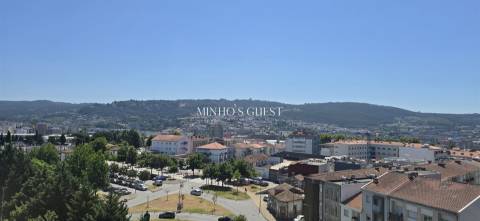 Apartamento T3 de Luxo no centro de Braga c/ 2 Suites, Piscina, Ginásio e Vista para o Bom Jesus