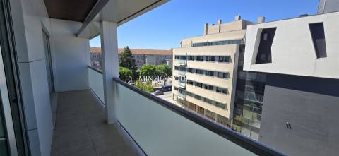 Apartamento T3 de Luxo no centro de Braga c/ 2 Suites, Piscina, Ginásio e Vista para o Bom Jesus