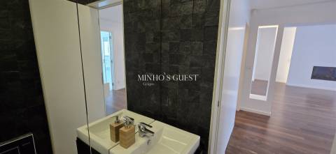 Apartamento T3 de Luxo no centro de Braga c/ 2 Suites, Piscina, Ginásio e Vista para o Bom Jesus