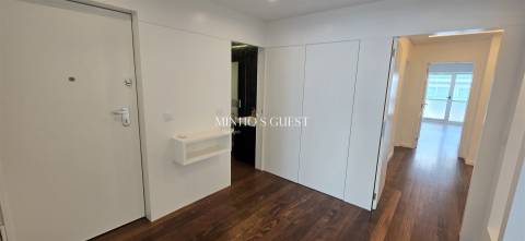 Apartamento T3 de Luxo no centro de Braga c/ 2 Suites, Piscina, Ginásio e Vista para o Bom Jesus