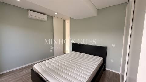 Apartamento T2 (Pronto Habitar) c/ elevador e garagem - Tribunal de Braga