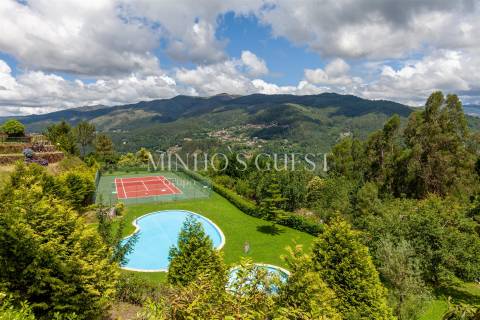 Moradia T2 (Duplex) em Condomínio Fechado - Caniçada, Gerês