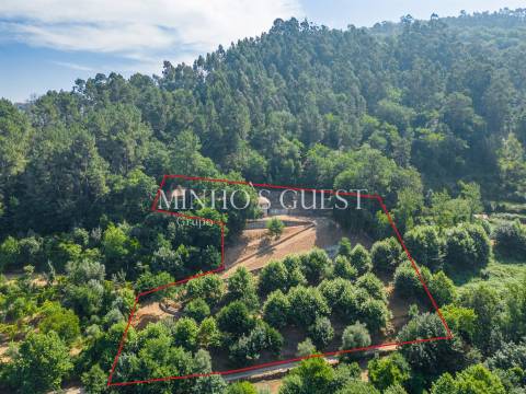 Moradia Rústica V3 (250m2) c/ vista rio - Caniçada, Gerês