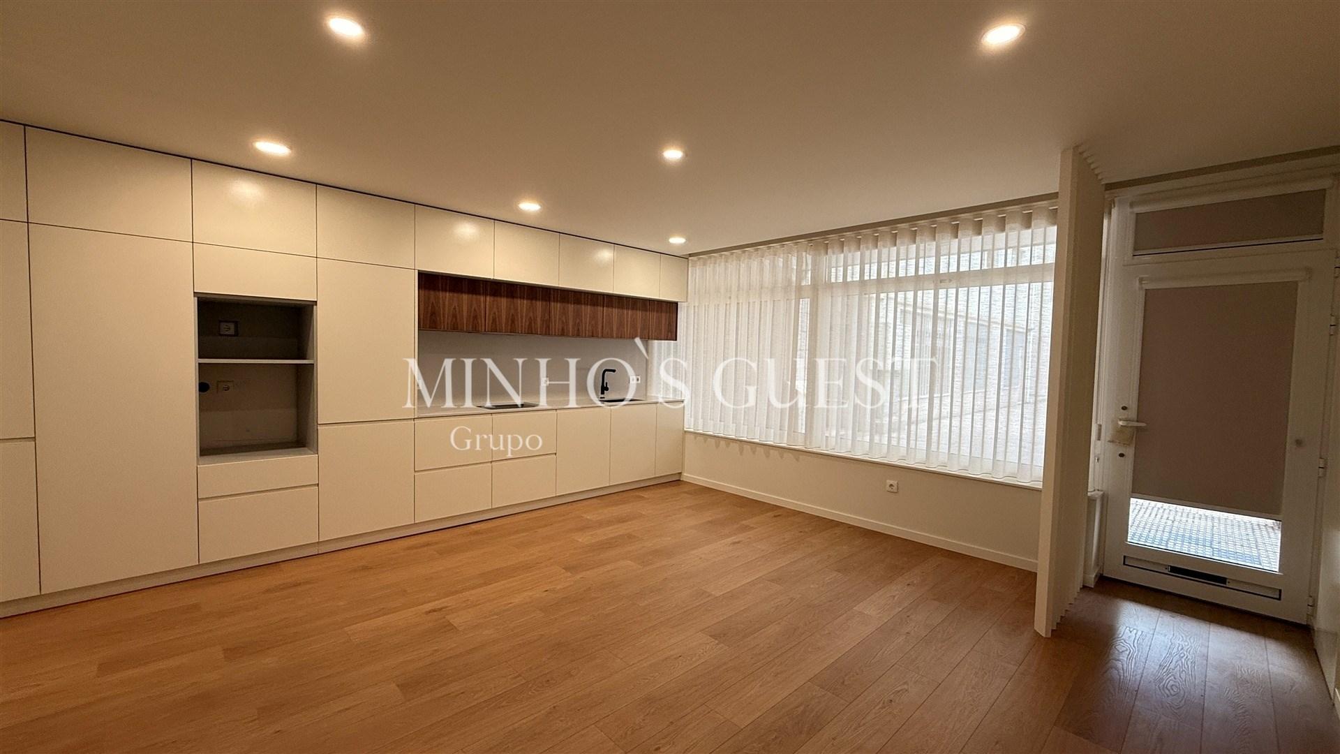 Apartamento T2 (Novo) c/ AC Bosch - Braga Centro