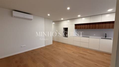 Apartamento T2 (Novo) c/ AC Bosch - Braga Centro