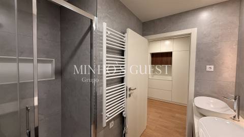 Apartamento T2 (Novo) c/ AC Bosch - Braga Centro