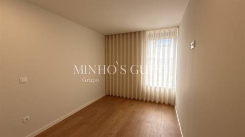 Apartamento T2 (Novo) c/ AC Bosch - Braga Centro