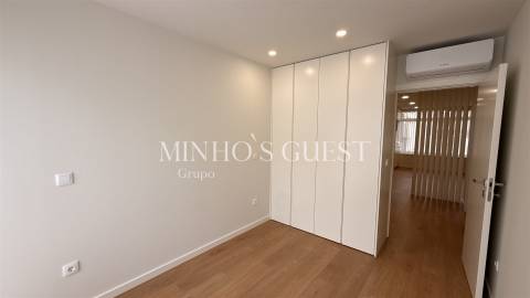 Apartamento T2 (Novo) c/ AC Bosch - Braga Centro