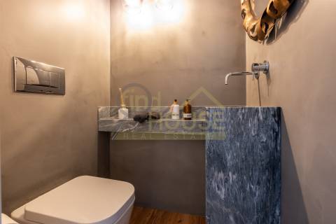 Apartamento T4 com 4 Suites no Saldanha, Av. Casal Ribeiro, Lisboa