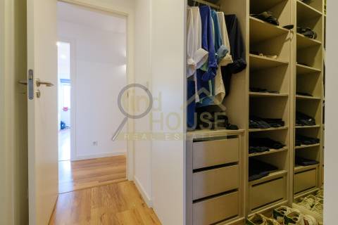 Apartamento T4 com 4 Suites no Saldanha, Av. Casal Ribeiro, Lisboa