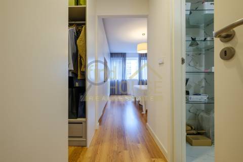 Apartamento T4 com 4 Suites no Saldanha, Av. Casal Ribeiro, Lisboa