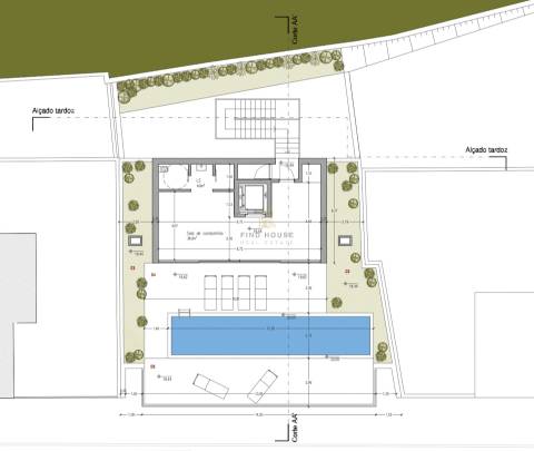 Prédio para Reabilitação Residencial em Sacavém