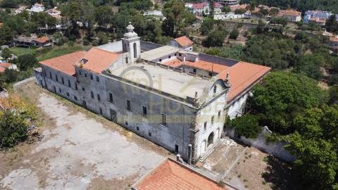 Convento secular para converter em Hotel e Habitação em Setúbal