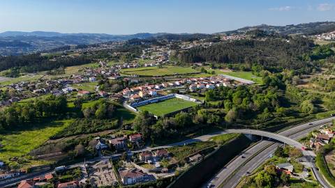 Vende-se terreno urbanizável com 42633m2 na Toutosa, Marco de Canaveses