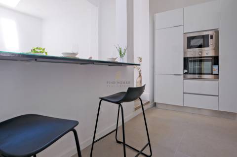 Apartamento T3 Totalmente Remodelado em Penha de França, Lisboa
