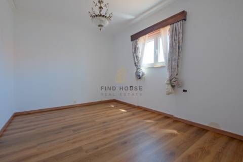 Apartamento T3 Duplex, com acesso a amplo Sótão com 69.60m2 em Vila Viçosa