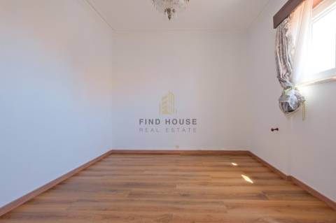 Apartamento T3 Duplex, com acesso a amplo Sótão com 69.60m2 em Vila Viçosa
