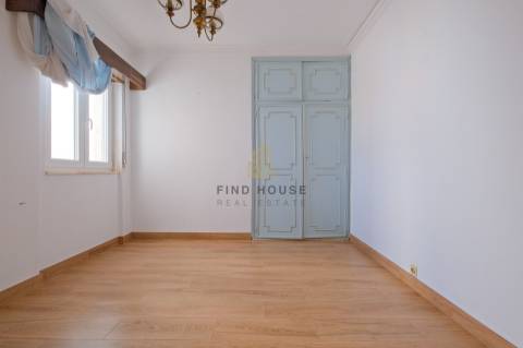 Apartamento T3 Duplex, com acesso a amplo Sótão com 69.60m2 em Vila Viçosa