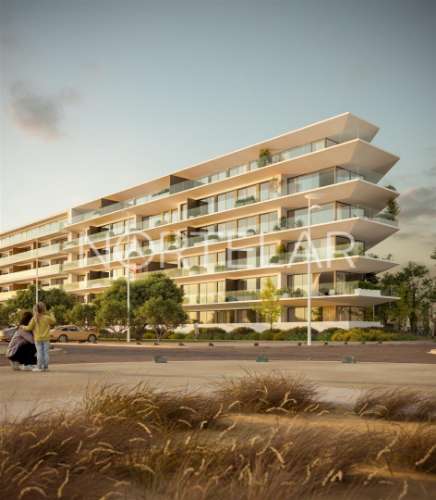 Apartamento T3 com terraço amplo no VC Forte, Vila do  em frente ao mar