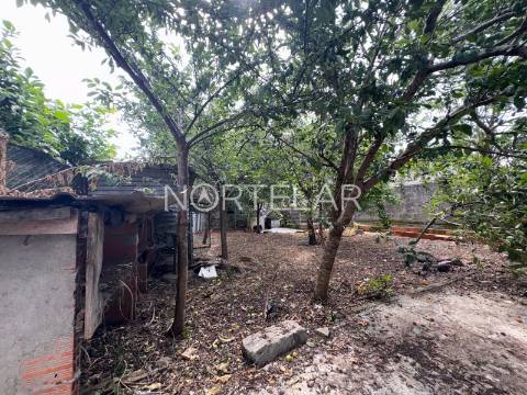 Moradia para Restaurar T2 Venda em Ribeirão,Vila Nova de Famalicão