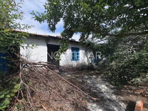 Moradia para Restaurar T2 Venda em Ribeirão,Vila Nova de Famalicão