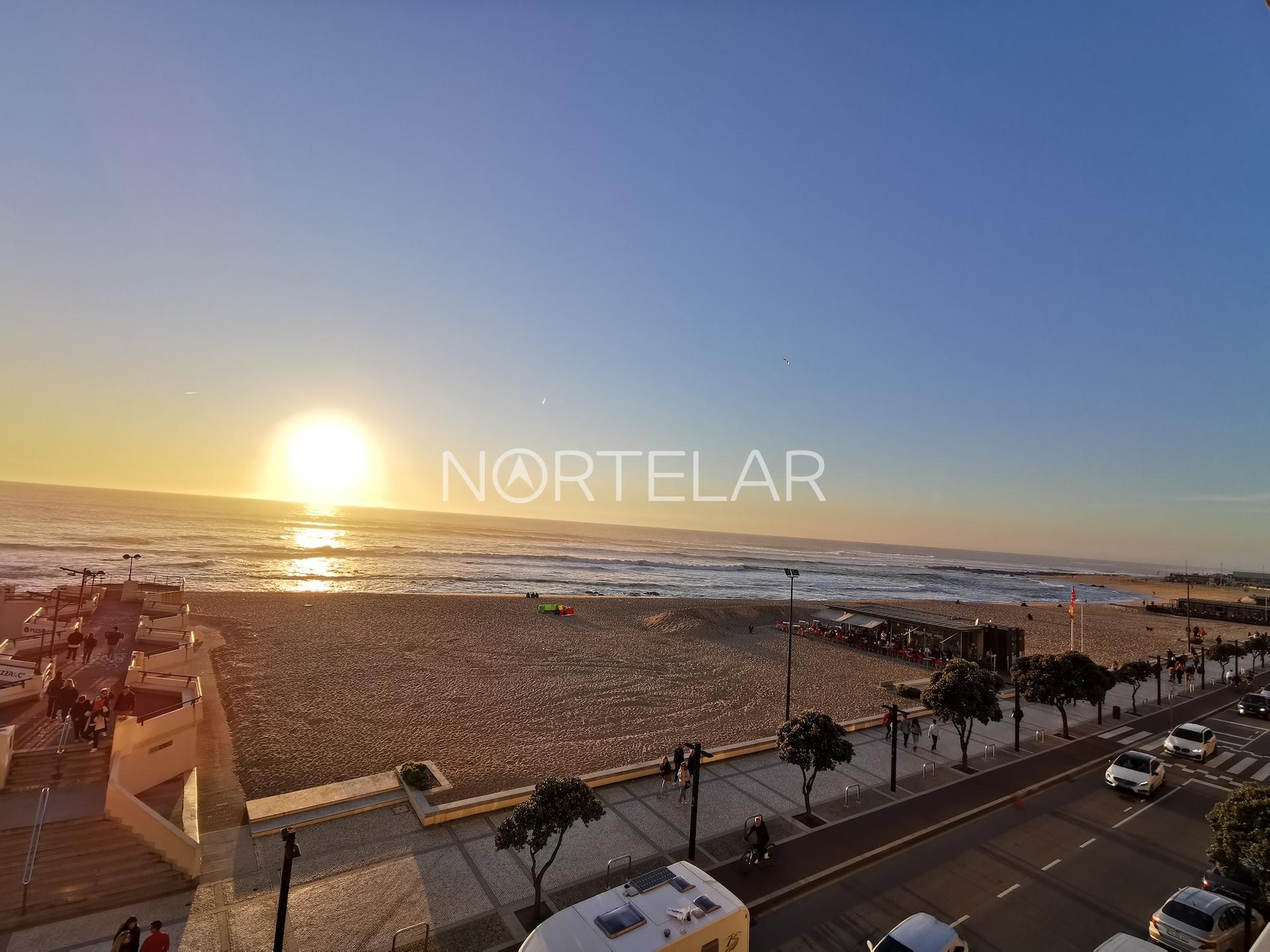 T3 com Varanda e Vista Mar – Póvoa de Varzim
