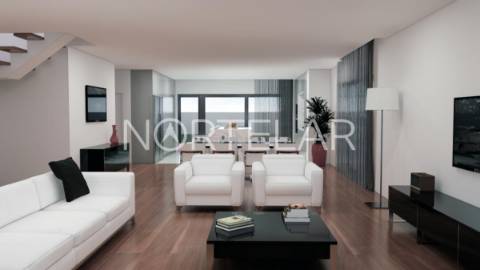 Moradia de LUXO T3, com vistas para o Rio Este, Azurara, VILA DO CONDE.