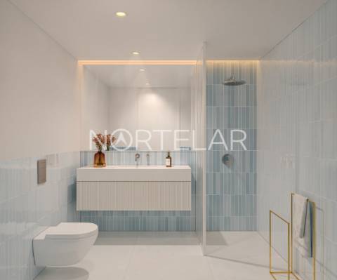 Penthouse T4 com rooftop e piscina privada em Vilamoura – Serenity