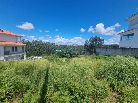 ANG1085 – Lote de 550m2 para Venda em Casal de Matos, Leiria