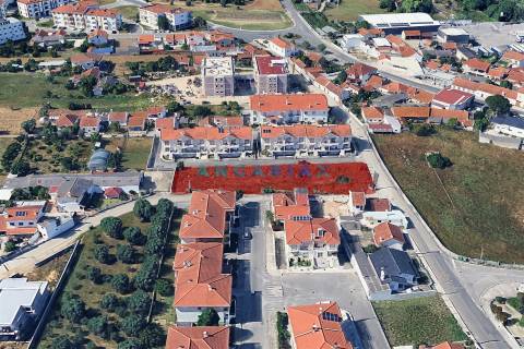 ANG1427 - Lote de Terreno para Venda em Batalha