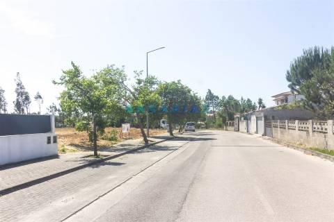 ANG1608 - Terreno para Venda em Marinha Grande