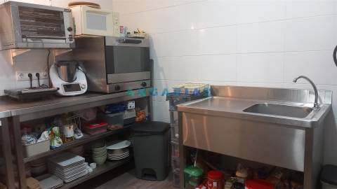 ANG1622 - Cafetaria para Trespasse em Leiria