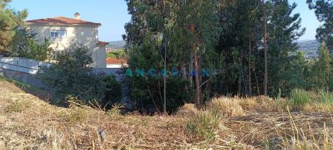 ANG1192 - Terreno com 416m2 para Venda em Leiria
