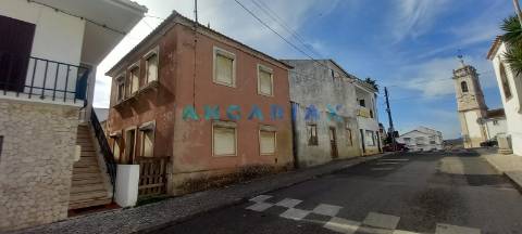 ANG1491 - Moradia T3 para Venda em Santa Catarina, Caldas da Rainha