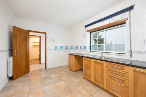 ANG1504 - Moradia T3 para venda em Marinha Grande