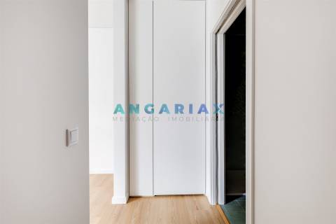 ANG1526 - Apartamento T1 para Arrendamento em Leiria