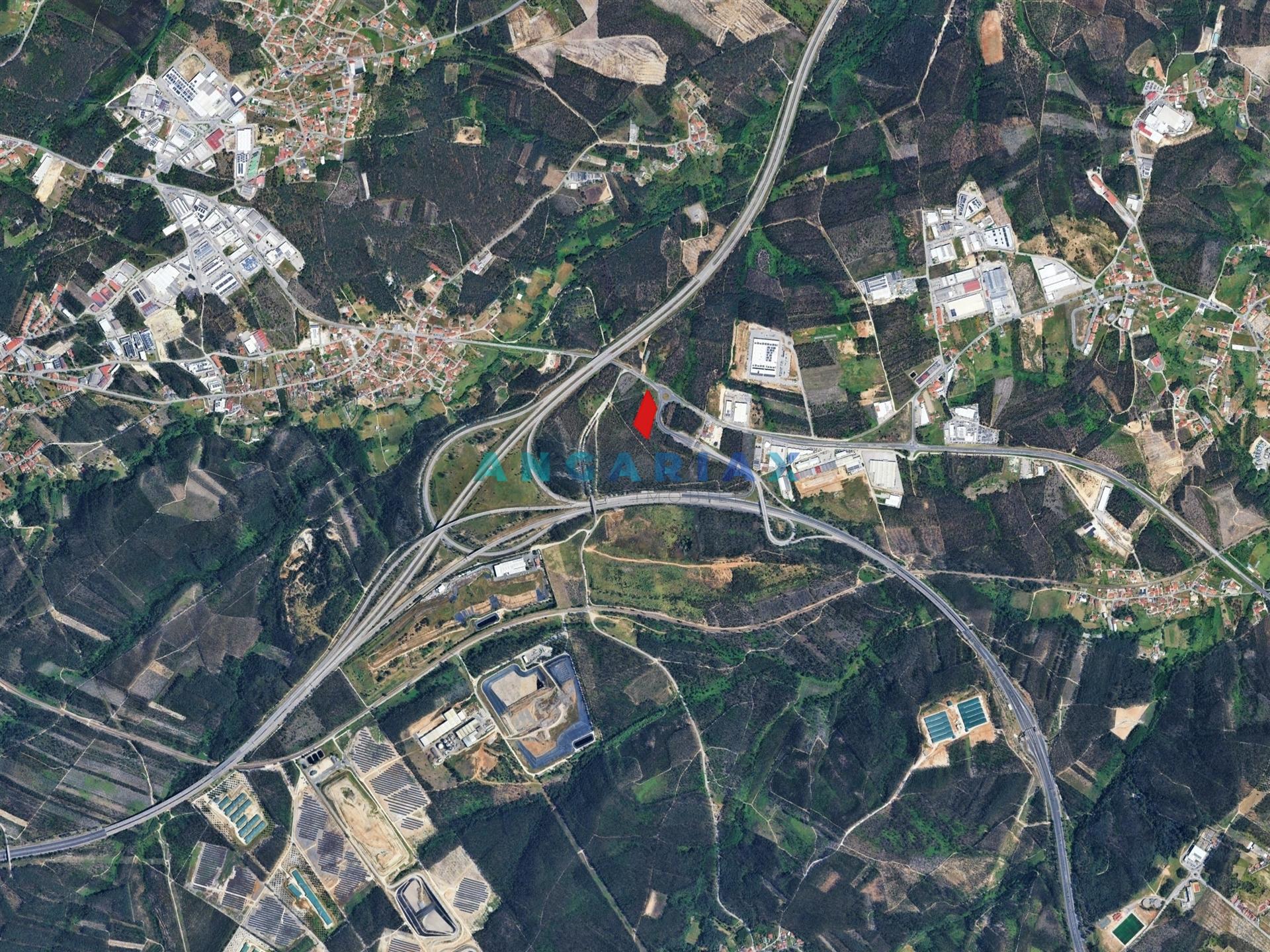 ANG1566 - Terreno Industrial para Venda em Leiria